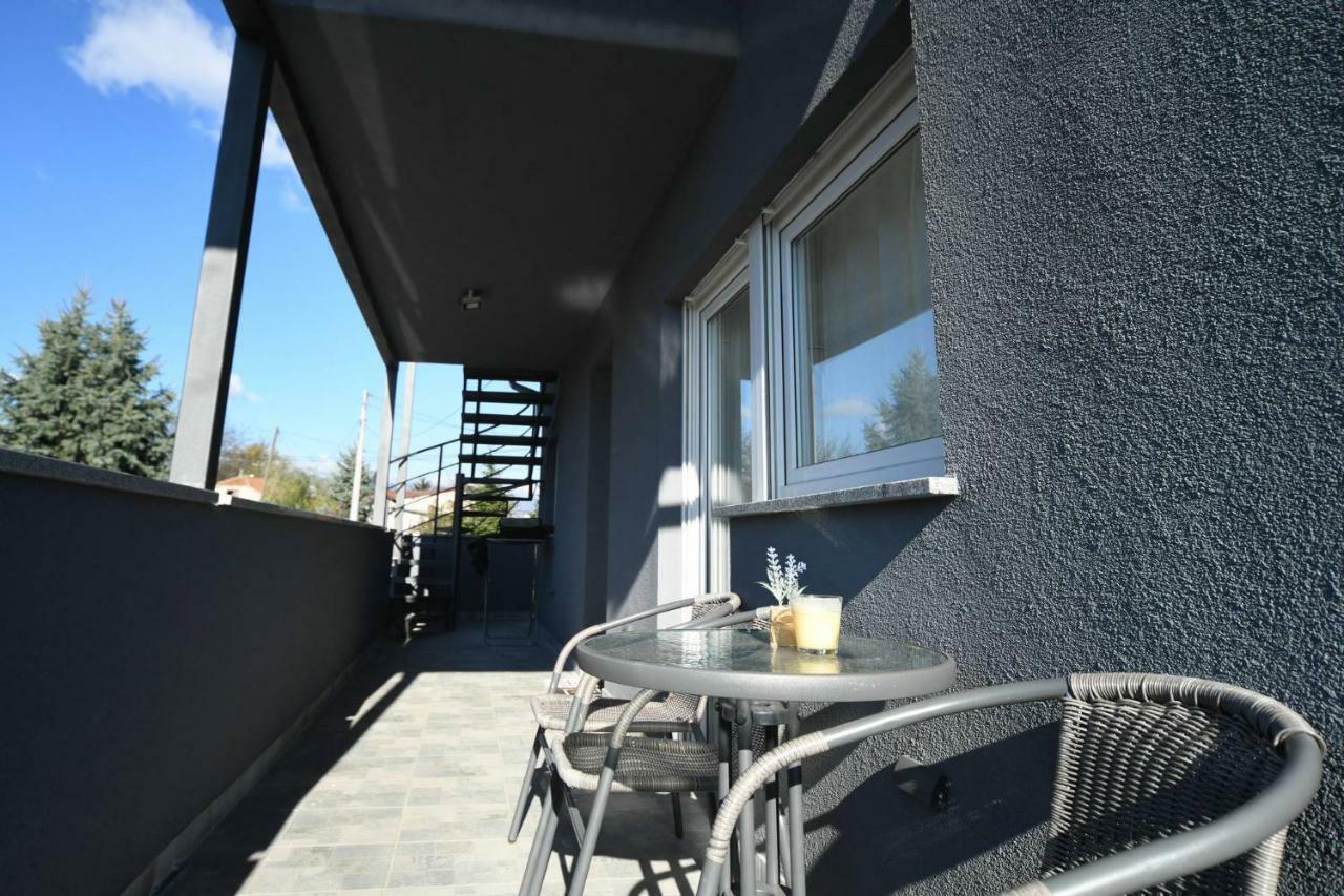 "Oasis Of Peace Zagreb-Apartments" Bagian luar foto