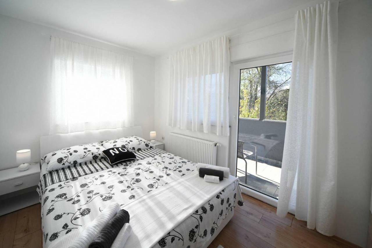 "Oasis Of Peace Zagreb-Apartments" Bagian luar foto